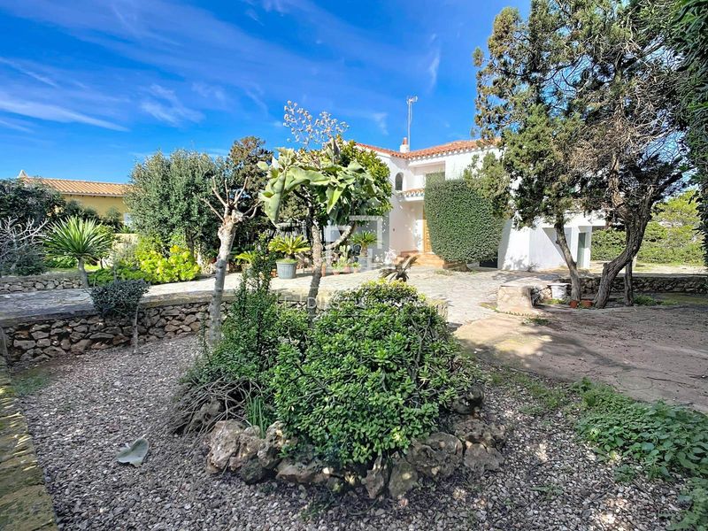 Foto 9f82304c-d245-4e47-ae7f-e4dfda79794a. Chalet con riscaldamento parcheggio in Cala en Blanes Ciutadella de Menorca