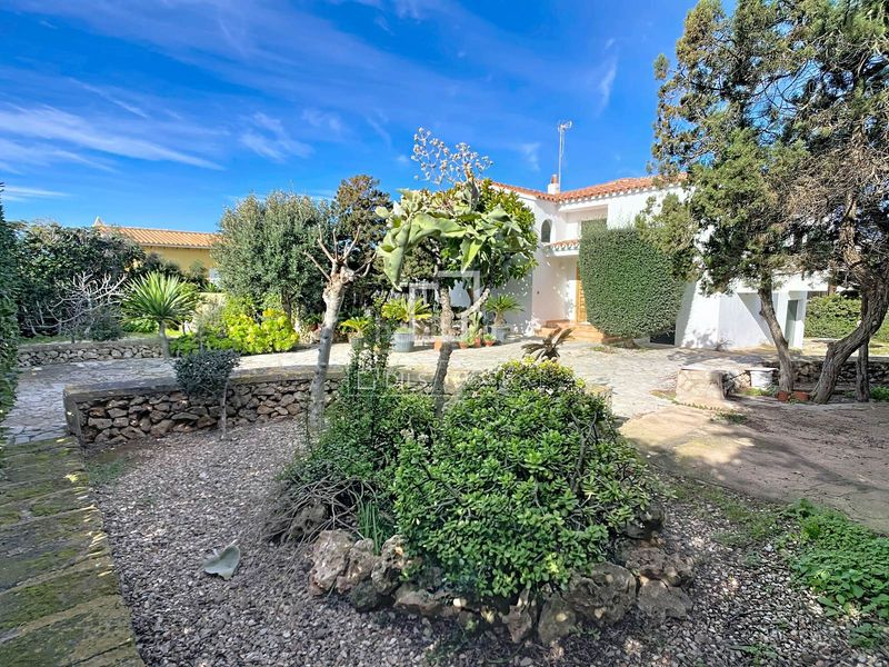 Foto c9ec4fcb-058c-4eed-a22b-f82bd4b46776. Chalet con riscaldamento parcheggio in Cala en Blanes Ciutadella de Menorca