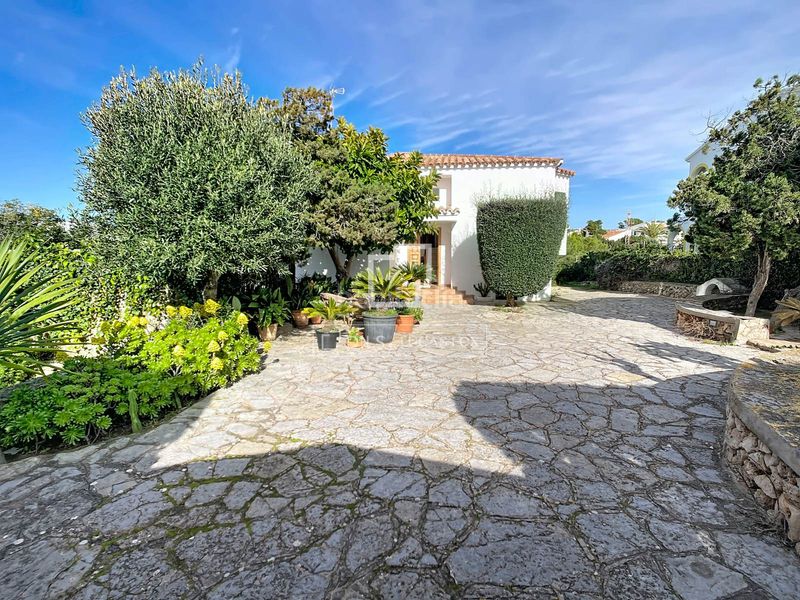 Foto d2af5948-cfa8-420c-bc6c-7409afc54fb4. Chalet con riscaldamento parcheggio in Cala en Blanes Ciutadella de Menorca
