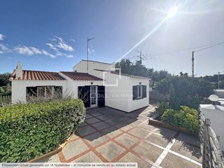 Xalet a Trebalúger. Villa de 5 dormitorios en venta en es castell, islas baleares