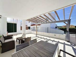 Chalet à Punta Grossa. Casa de 3 dormitorios en venta en es mercadal, menorca