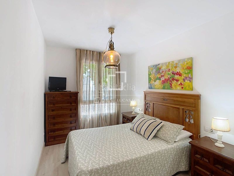 Foto 22402bd9-e73f-4ab1-beea-72233d8f6f1b. Piso  en planta baja de 2 dormitorios con parking, trastero y piscina comunitaria en venta, en Ciutadella de Menorca