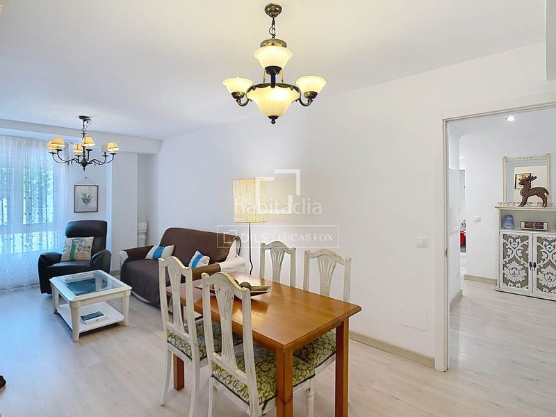 Foto f62f787b-4a36-41a5-ad91-6698360753b4. Piso  en planta baja de 2 dormitorios con parking, trastero y piscina comunitaria en venta, en Ciutadella de Menorca