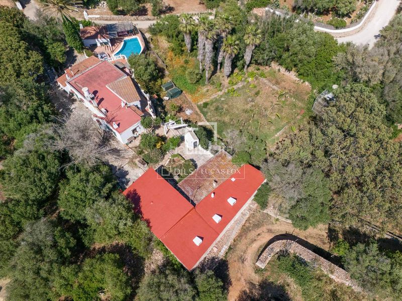 Foto 823d39e8-835a-4c53-bbb5-28447bc2c4f6. Masía fantástica casa rural de estilo menorquín de 3 dormitorios con varias edificaciones y piscina en venta, en Ciutadella de Menorca