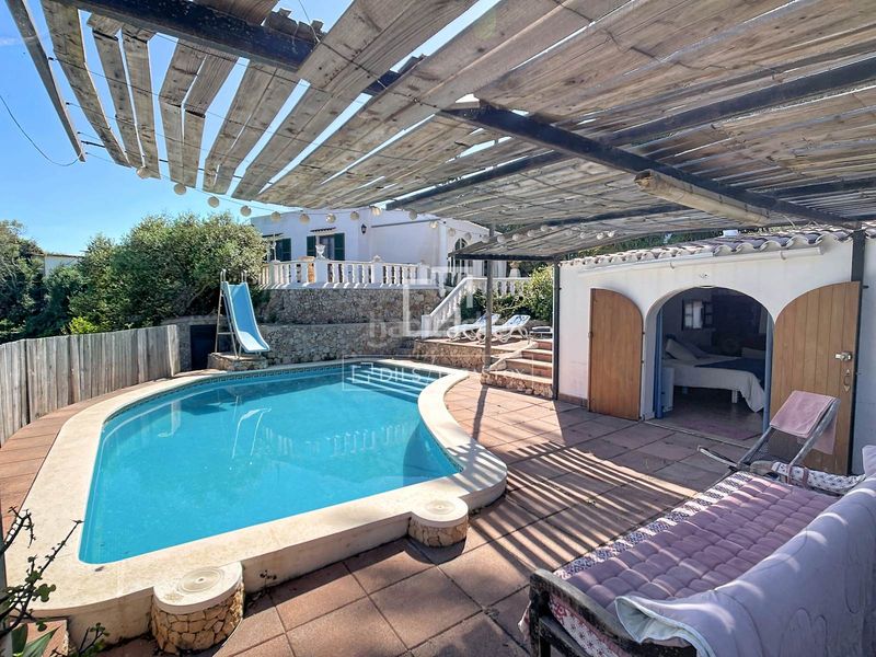 Foto aaf5dffc-cb10-4cf9-a099-a815553feaa2. Masía fantástica casa rural de estilo menorquín de 3 dormitorios con varias edificaciones y piscina en venta, en Ciutadella de Menorca