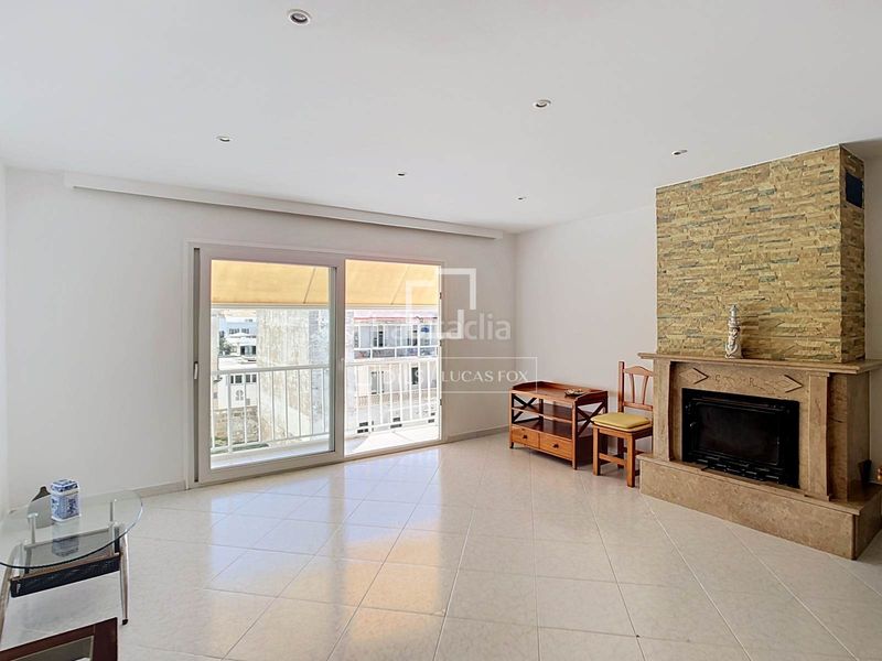Foto 20d34214-117c-4ee8-8ae1-22ffae1e6d1b. Ático piso dúplex con 4 dormitorios y 2 terrazas en venta en una finca de tan solo 6 vecinos, en Ciutadella de Menorca