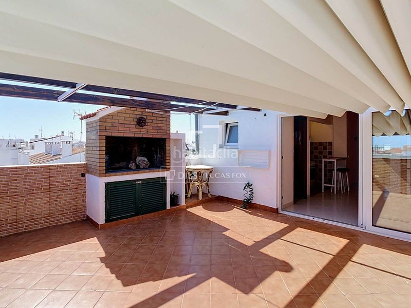 Foto 302594af-6e02-44fe-a171-8c829c1bfc7a. Ático piso dúplex con 4 dormitorios y 2 terrazas en venta en una finca de tan solo 6 vecinos, en Ciutadella de Menorca