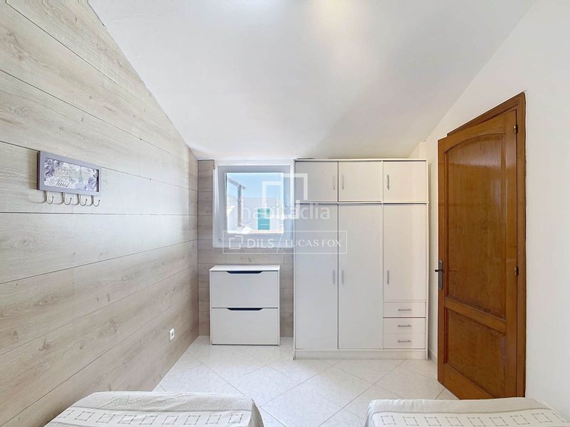 Foto 5df5f2e9-554c-4cb9-b9ac-64a945c73bb4. Ático piso dúplex con 4 dormitorios y 2 terrazas en venta en una finca de tan solo 6 vecinos, en Ciutadella de Menorca