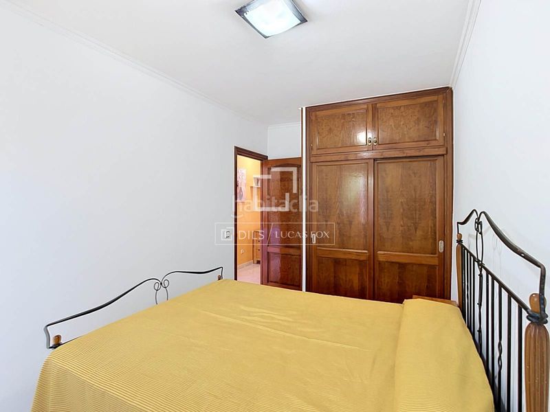 Foto d7515d1b-b0be-4d94-a419-c69219ed3ff8. Ático piso dúplex con 4 dormitorios y 2 terrazas en venta en una finca de tan solo 6 vecinos, en Ciutadella de Menorca
