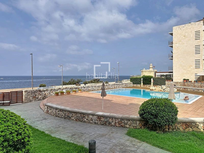 Foto 6bb44fb9-35bf-404e-b7b9-cdaa2dbe9ba7. Piso  en planta baja de 4 dormitorios con terraza de 70 m y espectaculares vistas al mar en venta en Ciutadella de Menorca