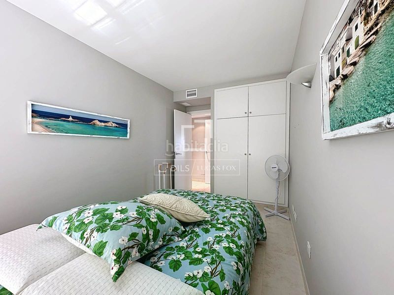 Foto 7d48214f-713b-497d-9ebb-92a838fb9ad3. Piso  en planta baja de 4 dormitorios con terraza de 70 m y espectaculares vistas al mar en venta en Ciutadella de Menorca