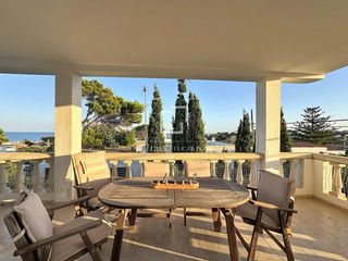 Xalet a Biniancolla-Punta Prima. En exclusiva. villa de 4 dormitorios, jardín y piscina en venta