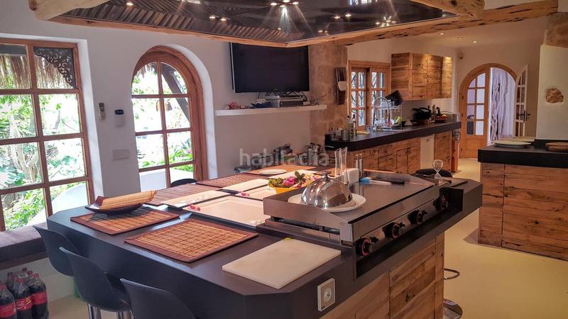 Foto bf6edd6c-b088-4fa6-bd33-da34f269310d. Chalet avec chauffage piscine dans Cap Martinet Santa Eulària