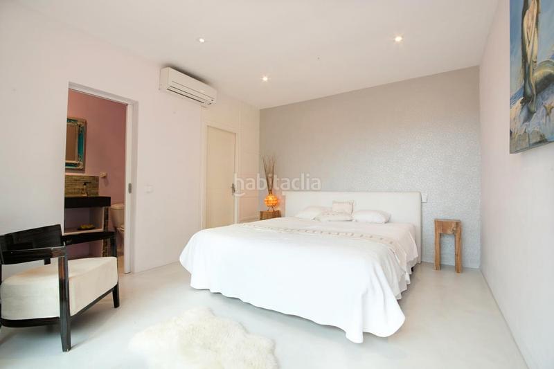 Foto 97a7fc91-a51f-45fd-ad9e-b4d63cc41018. Chalet con riscaldamento piscina in Cap Martinet Santa Eulària