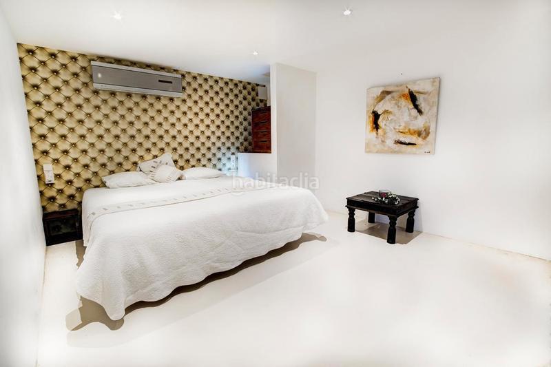 Foto f6d358c3-a2a8-40ff-9674-345bac6f663e. Chalet con riscaldamento piscina in Cap Martinet Santa Eulària