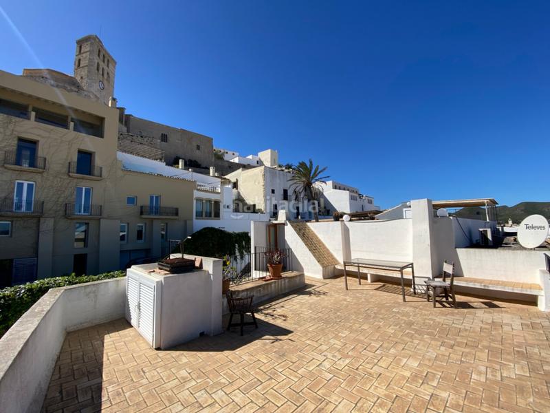 Foto abfc90cd-30a7-4d05-b2fe-7b01caf22704. Chalet con riscaldamento parcheggio in Dalt Vila-La Marina Ibiza