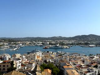 Apartamento en Dalt Vila-La Marina
