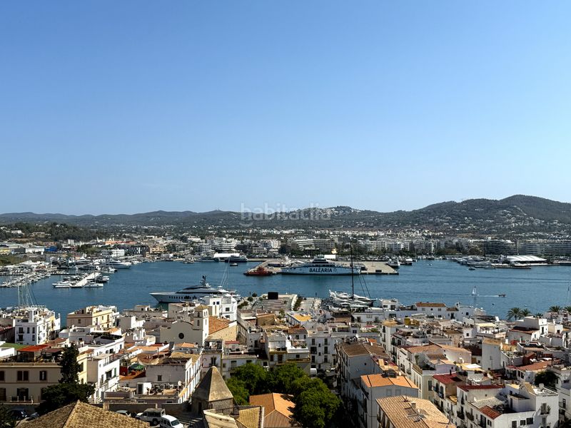Foto e1618142-f1b3-4317-bae5-ad97fd7d4a5c. Apartamento en Dalt Vila-La Marina Ibiza