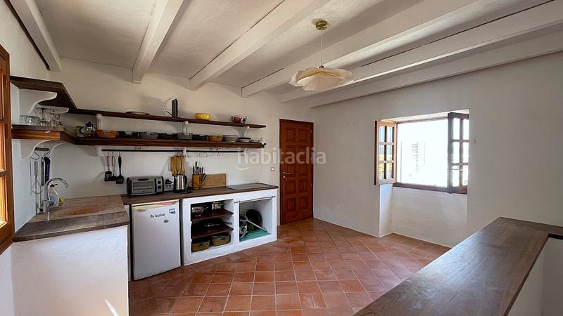 Foto 3a0e3916-1505-4feb-978f-74582b3796db. Apartament a Dalt Vila-La Marina Ibiza