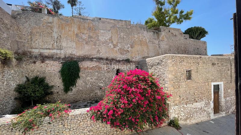 Foto e89cd013-bff0-4c7b-8911-89c8c4b10ba6. Apartament a Dalt Vila-La Marina Ibiza
