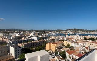 Apartament a Dalt Vila-La Marina