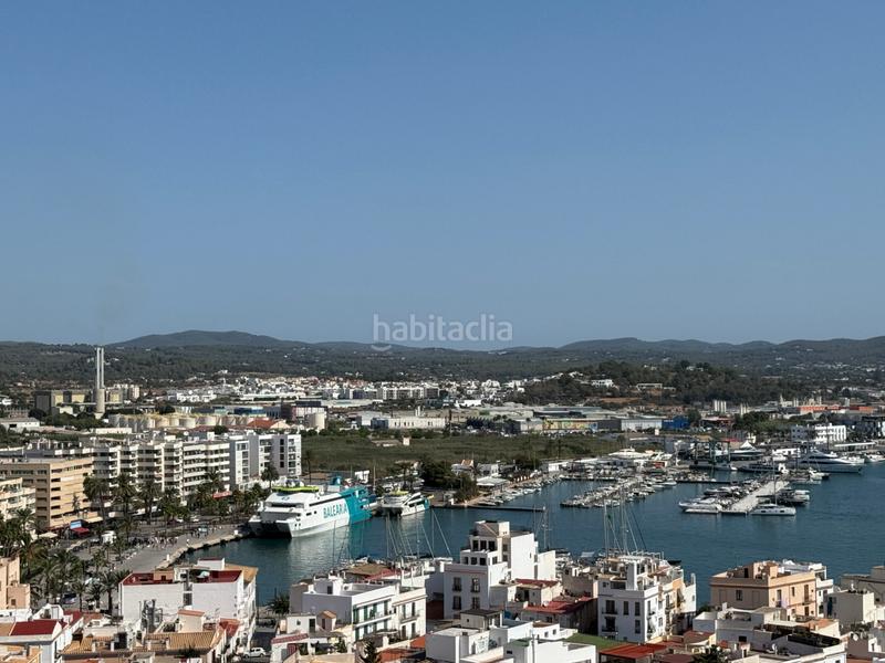 Foto a2d570cd-3a00-4643-9108-751be3ac4ec8. Dachwohnung mit heizung parking in Dalt Vila-La Marina Ibiza