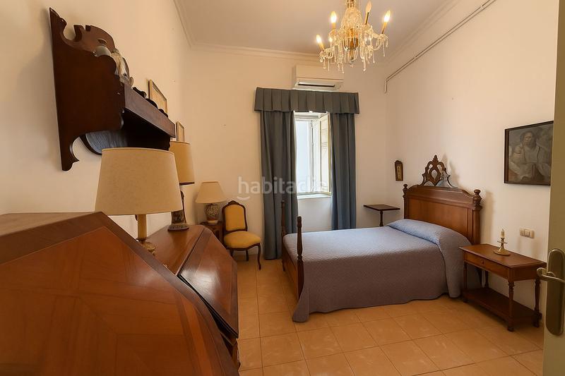 Foto e382d414-b798-4aee-8cfe-b1634e8183e0. Dachwohnung mit heizung parking in Dalt Vila-La Marina Ibiza
