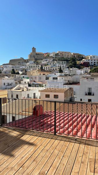Foto d35eedcb-4753-4812-a833-b8a5bb0f0a8c. Apartamento en Dalt Vila-La Marina Ibiza