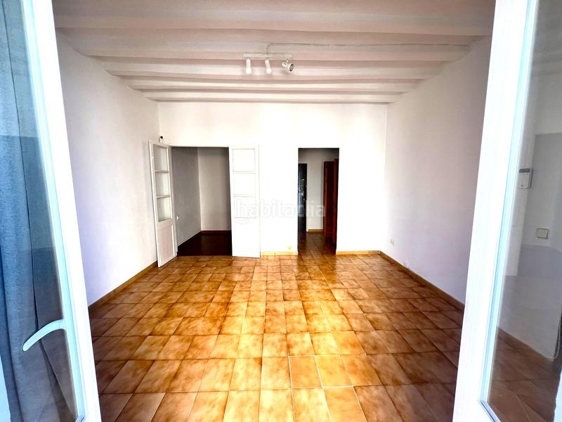 Foto 24473078-ac4b-487c-853d-0934720afb50. Apartament a Dalt Vila-La Marina Ibiza