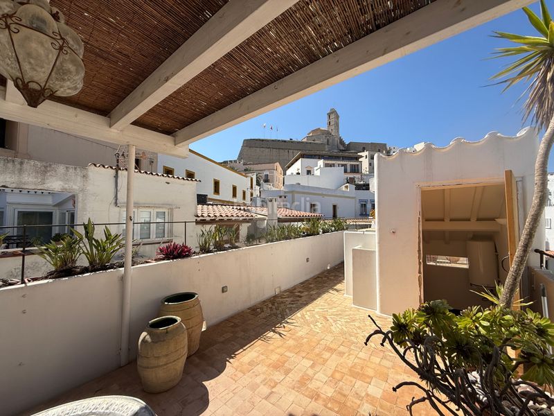 Foto 1a7c55f3-2f7e-4d10-8c93-a02f1c6fb693. Apartamento en Dalt Vila-La Marina Ibiza