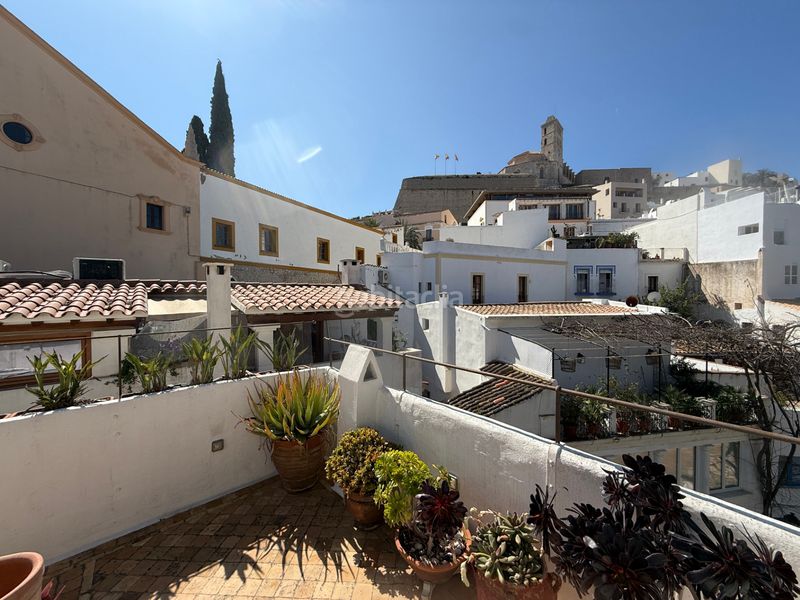 Foto 49ca5c0c-8f7e-420c-88c2-a52ee573a5a5. Apartamento en Dalt Vila-La Marina Ibiza