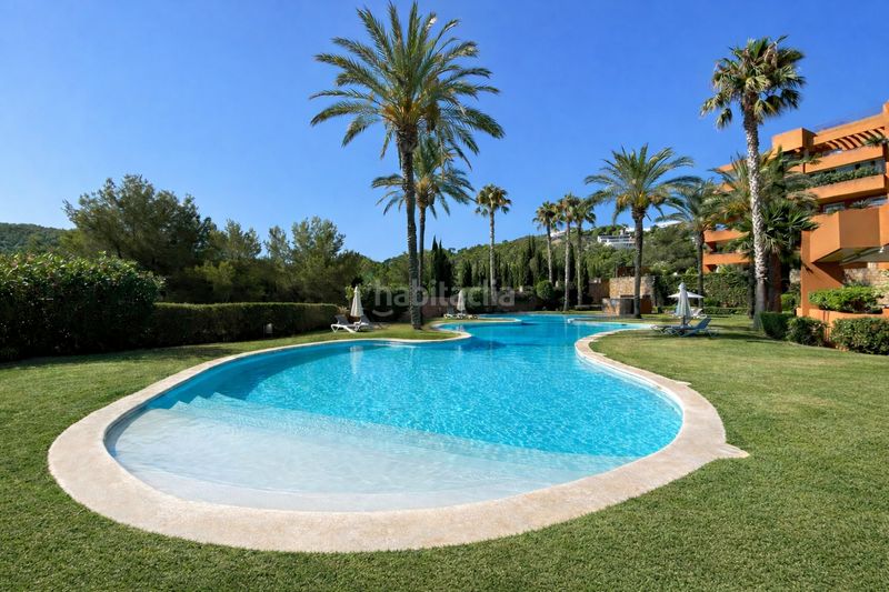 Foto 9d838e43-0f60-4bcf-8e9e-b80c25a6dbbb. Apartament amb calefacció aparcament piscina a Roca Llisa Santa Eulària