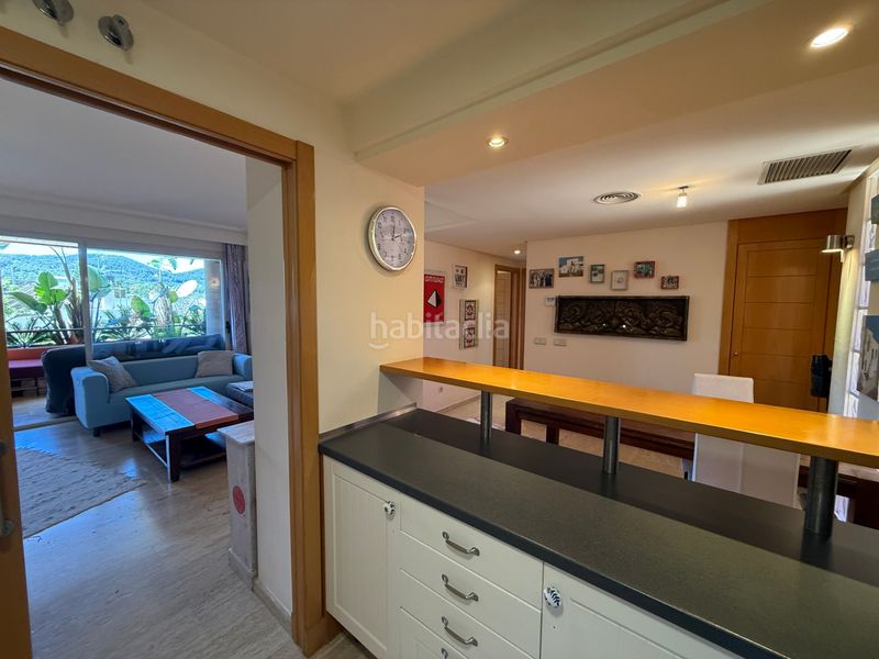Foto d4d6169e-ea4f-4b5d-a8fd-868124ec64b5. Apartament amb calefacció aparcament piscina a Roca Llisa Santa Eulària
