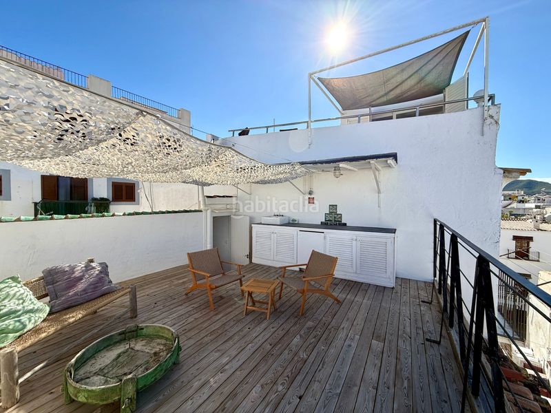 Foto 0f866c85-88c9-4d32-b9a8-b1c94bab3429. Apartament amb calefacció a Dalt Vila-La Marina Ibiza