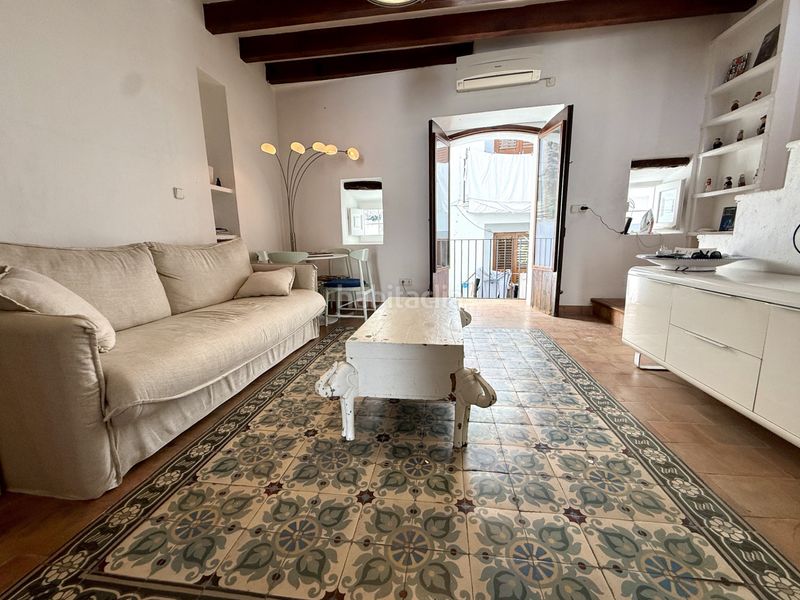 Foto 4dd5ccd2-31da-4e73-b02c-81162e69f611. Apartament amb calefacció a Dalt Vila-La Marina Ibiza
