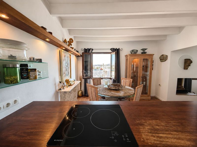Foto 284136e7-a027-4a32-8d34-adcc01586627. Apartamento en Dalt Vila-La Marina Ibiza