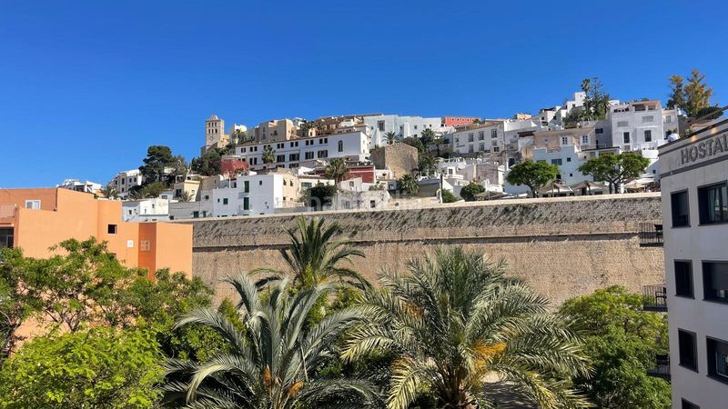 Foto 12f18c33-2818-4122-a50d-9dae8e54ef57. Apartamento en Dalt Vila-La Marina Ibiza