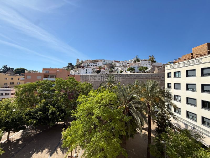 Foto 60b7add7-51ad-4802-bdbd-a83f9eb83114. Apartamento en Dalt Vila-La Marina Ibiza