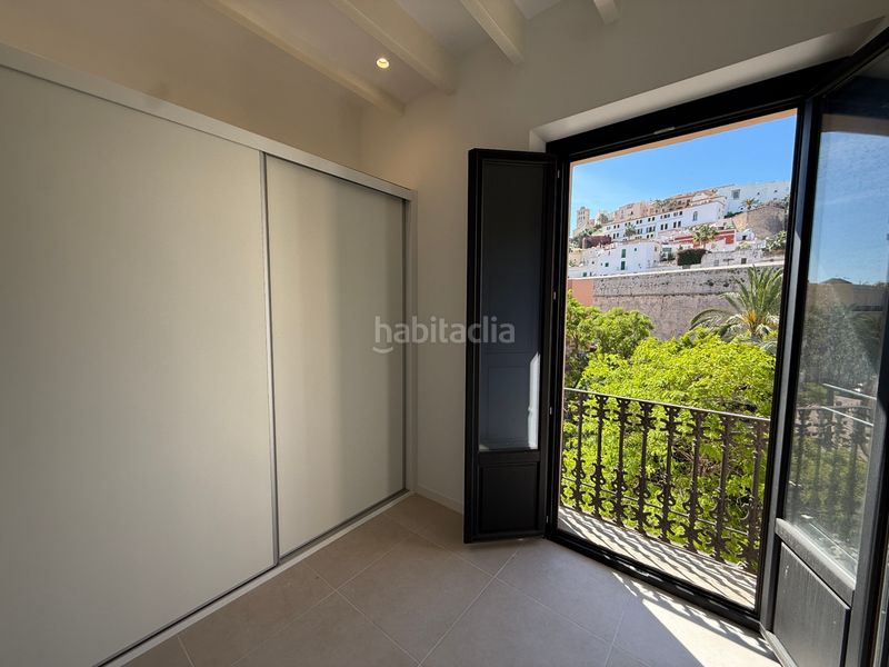 Foto f25ad946-ea31-4f3e-958b-217ae23ab7a5. Apartamento en Dalt Vila-La Marina Ibiza