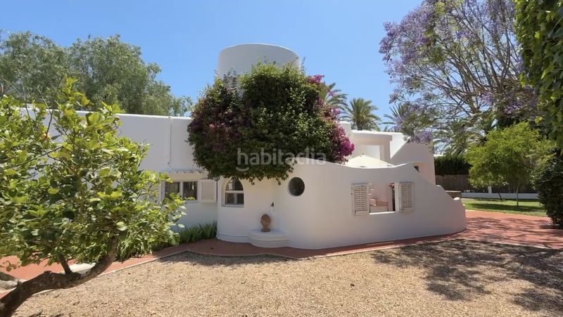 Foto aa6acadb-d968-4d0d-9ca8-82673477cd25. Casa amb calefacció aparcament piscina a Santa Eulària des riu Santa Eulària