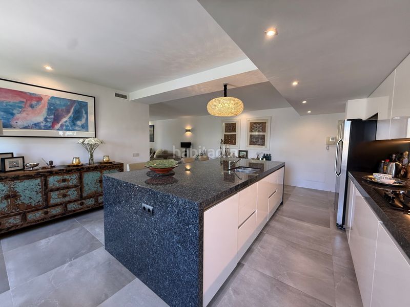 Foto b861d7d8-85b2-4f44-a16b-21d31c0359d0. Apartament amb aparcament piscina a Marina Botafoc-Talamanca Ibiza
