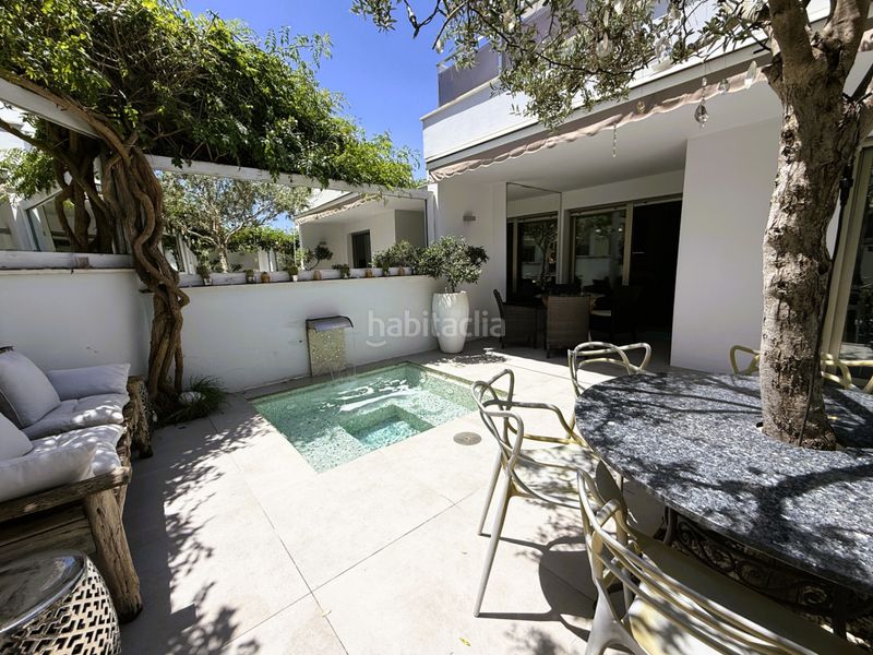 Foto ec695d3e-4bef-4b7a-b417-9d64d860e26e. Apartament amb aparcament piscina a Marina Botafoc-Talamanca Ibiza