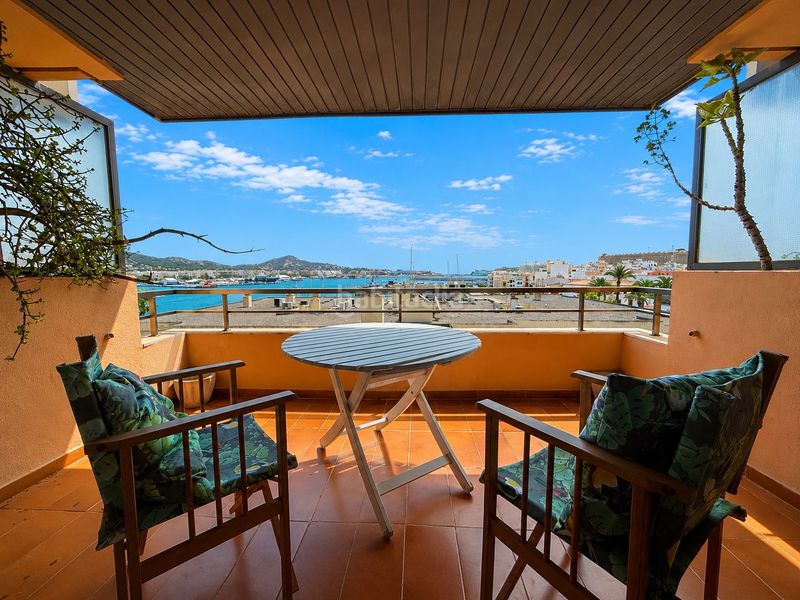 Foto c1a0fec9-4f1e-49d1-aad5-9e7803d10815. Apartament a Dalt Vila-La Marina Ibiza