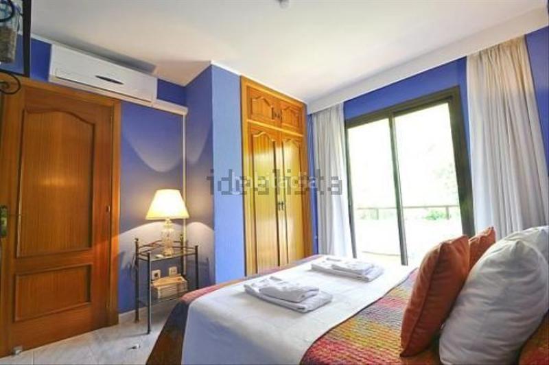 Foto c2441d2b-a44a-49ea-bae5-76c165740858. Casa adossada amb calefacció aparcament piscina a Calvià