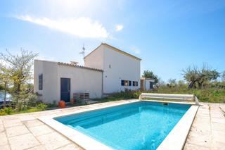 Country house in Porreres. Finca rústica con piscina en porreres