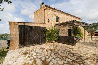 Mas à Manacor Centre. Magnífica finca rústica con licencia de alquiler vacacional en s