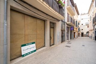 Local Comercial a Manacor Centre. Local y 2 parkings en zona plaça de la constitució, manacor