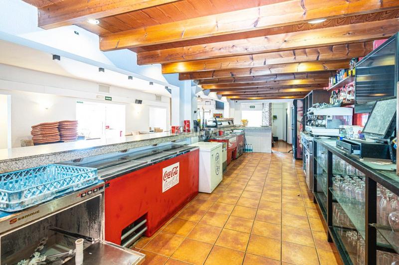 Foto 5d1e38e2-db64-4074-9b3b-67cc4e52a1a7. Local comercial  en excelente ubicación en Son Servera