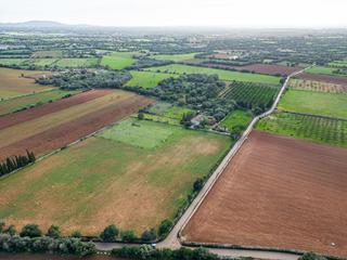 Terreny residencial a S´Horta - Cas Concos des Cavaller - Es Carritxó. Magnifica finca rústica en la zona de porreres