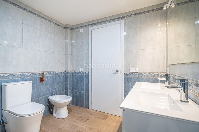 Foto 16a8fe2c-bd12-400f-a651-454145c35512. Nave industrial edificio en Porreres